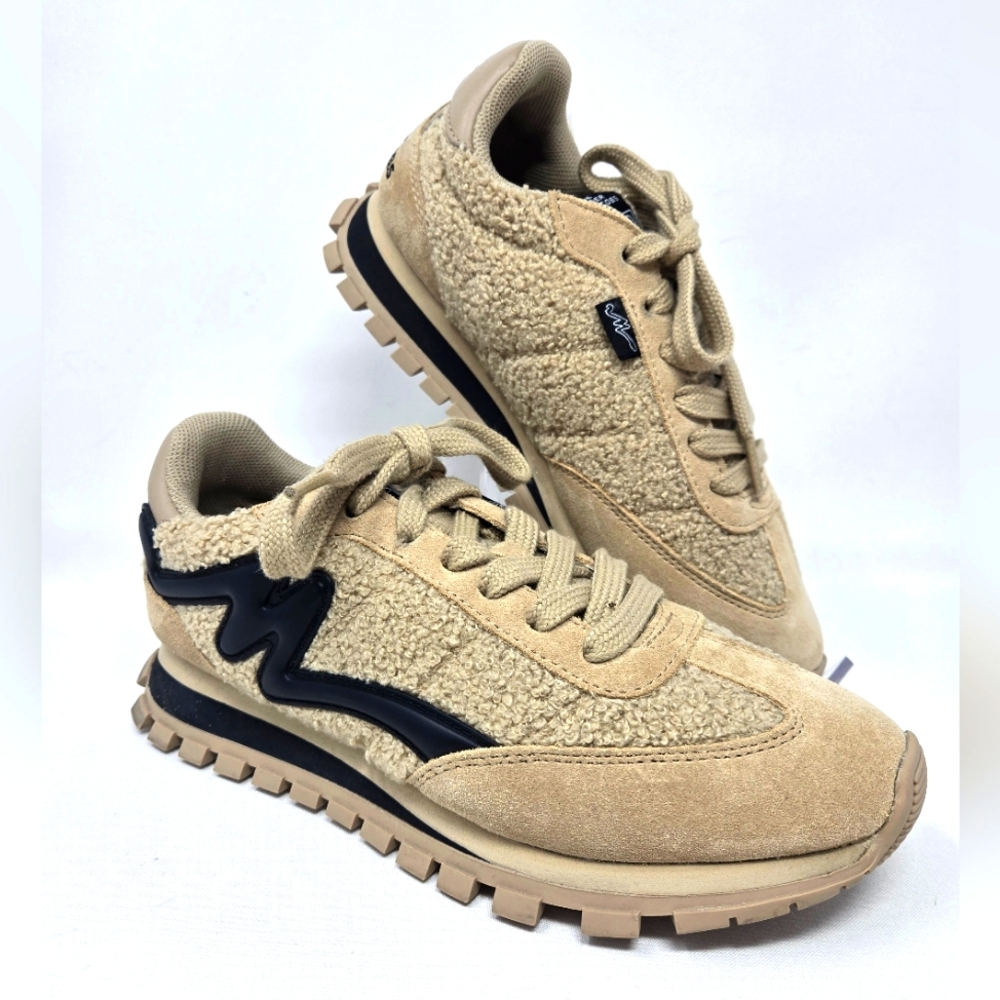 Marc Jacobs Tan and Black Sneakers